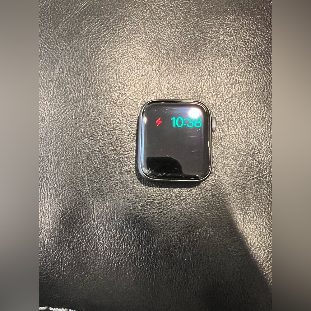 APPLE WATCH SERIES 5